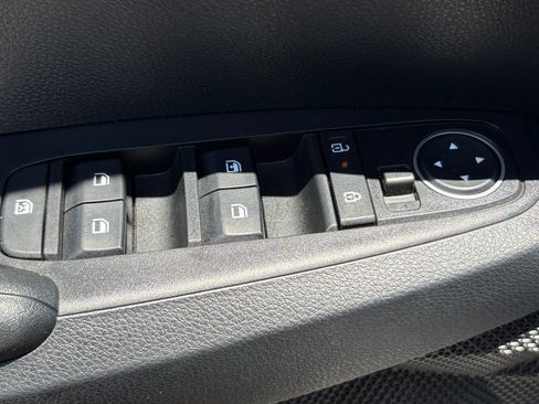 Certified 2026 Kia Seltos LX FWD image 16