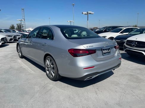 Used 2023 Mercedes-Benz E 450 4MATIC Sedan image 4