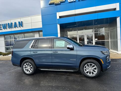 New 2026 Chevrolet Tahoe Premier w/ Sun And Tow Package AWD/4WD image 2