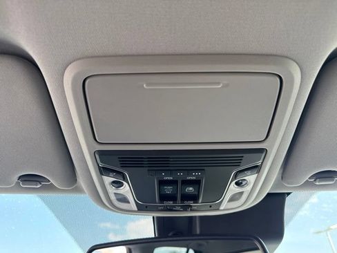 Used 2018 Honda Ridgeline RTL-E image 16
