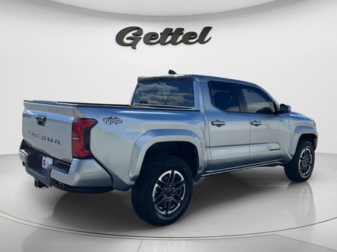 Used 2025 Toyota Tacoma TRD Sport RWD image 5