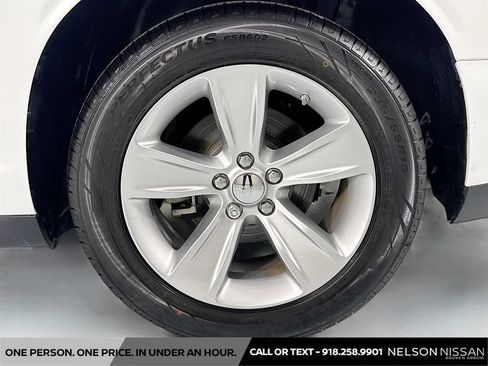 Used 2023 Dodge Challenger SXT RWD image 29