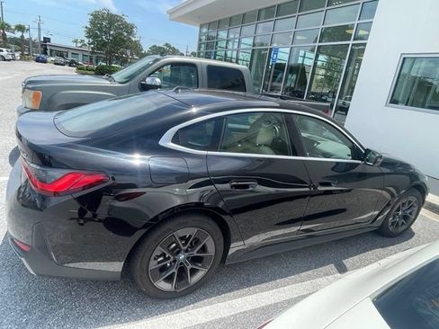 Used 2023 BMW i4 eDrive40 w/ Premium Package RWD image 4