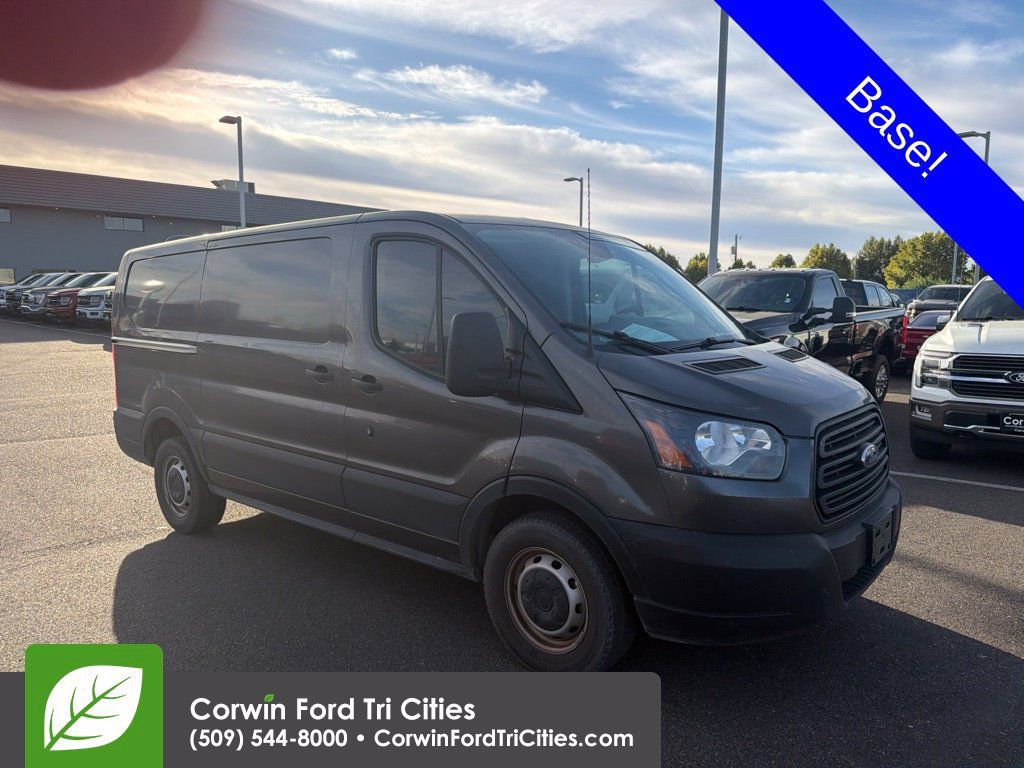 Used 2019 Ford Transit 150 130 Low Roof RWD image 3