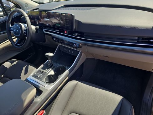 New 2026 Kia Carnival image 11