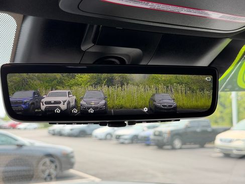 Used 2024 Toyota Sequoia Platinum AWD/4WD image 28