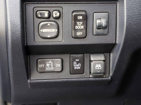 Used 2017 Toyota Tundra 1794 Edition w/ TRD Off Road Package AWD/4WD image 45