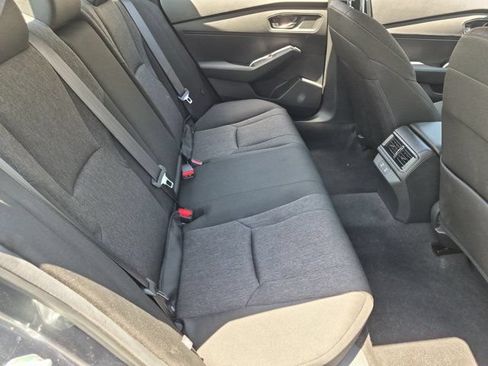 Used 2025 Honda Accord SE image 29