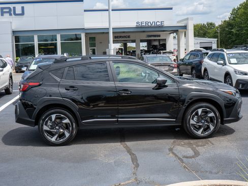 New 2025 Subaru Crosstrek 2.5i Limited w/ Popular Package #3A image 2