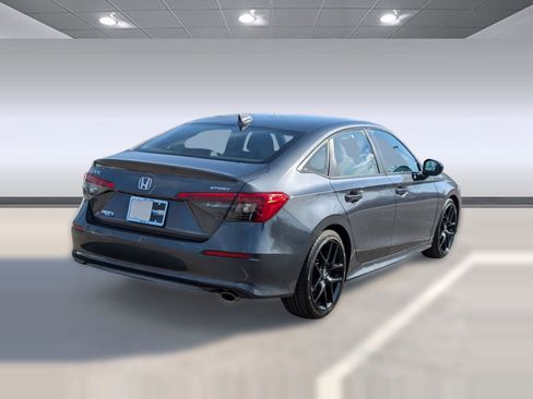 Used 2024 Honda Civic Sport image 9