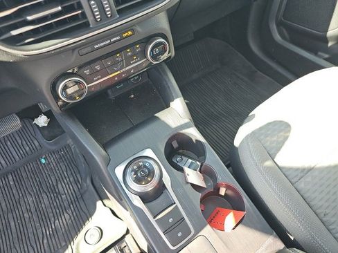 Used 2021 Ford Escape SE w/ Cold Weather Package image 38