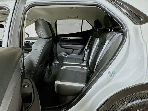 Certified 2025 Buick Envision Sport Touring AWD/4WD image 23