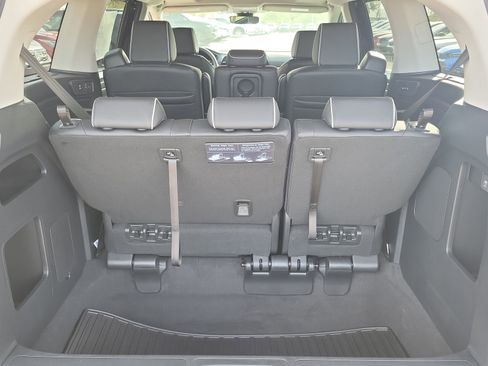 New 2026 Honda Odyssey Touring image 17