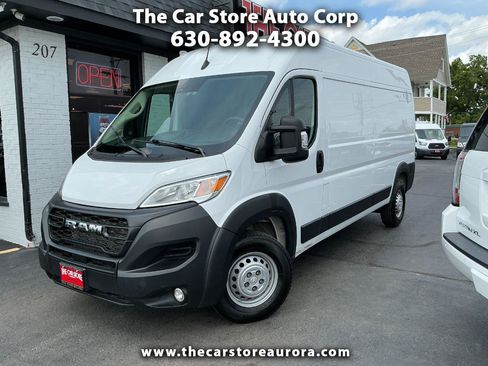 Used 2024 RAM ProMaster 2500 w/ Convenience Group FWD image 1