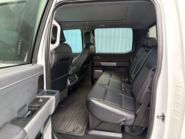 Used 2024 Ford F350 Lariat w/ Lariat Ultimate Package AWD/4WD image 4