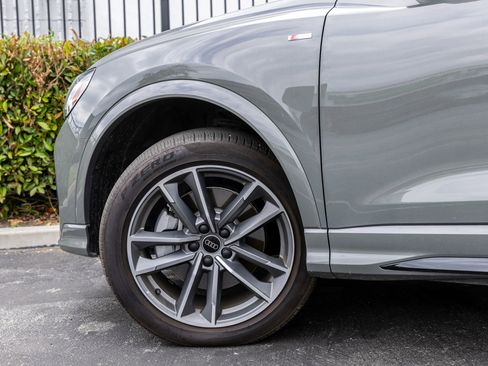 Used 2024 Audi Q3 2.0T Premium w/ Convenience Package AWD/4WD image 30