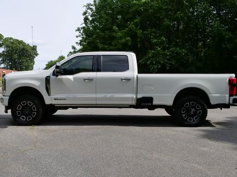 Used 2024 Ford F250 Platinum AWD/4WD image 54