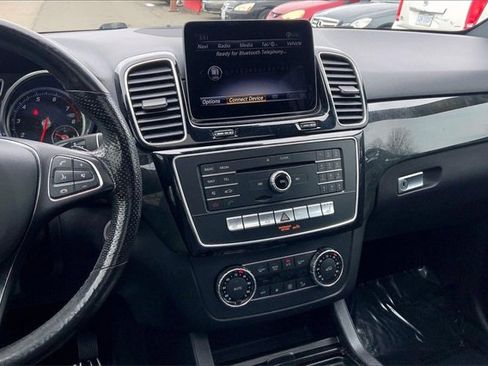 Used 2018 Mercedes-Benz GLE 350 4MATIC image 5