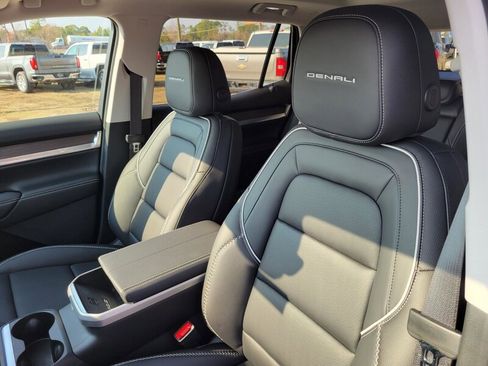New 2026 GMC Terrain Denali w/ LPO, Floor Liner Package image 12