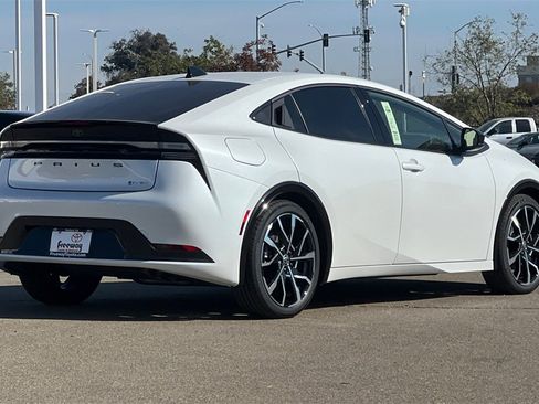 New 2026 Toyota Prius XSE image 4