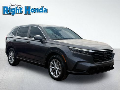 Used 2025 Honda CR-V EX image 10