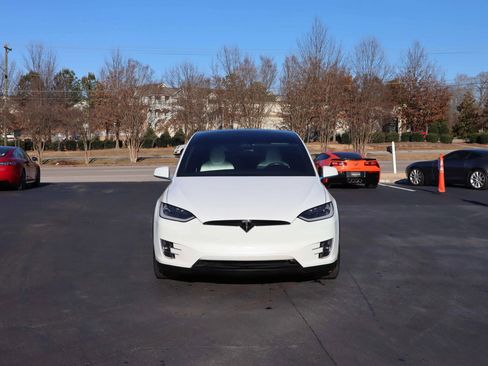 Used 2018 Tesla Model X 100D image 13