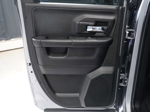 Used 2022 RAM 1500 Classic Warlock AWD/4WD image 35