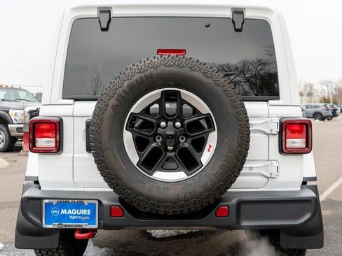 Used 2021 Jeep Wrangler Unlimited Rubicon w/ Cold Weather Group image 7