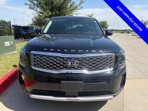 Used 2021 Kia Telluride LX AWD/4WD image 1