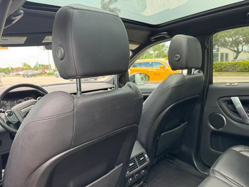 Used 2020 Land Rover Discovery Sport S AWD/4WD image 15