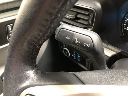 Used 2023 Ford Explorer XLT w/ Equipment Group 202A image 25