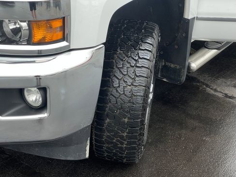 Used 2017 Chevrolet Silverado 2500 LTZ w/ Vortec Plus Package image 33