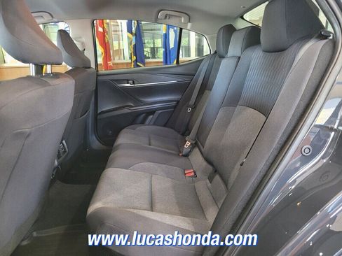 Used 2025 Toyota Camry LE image 8