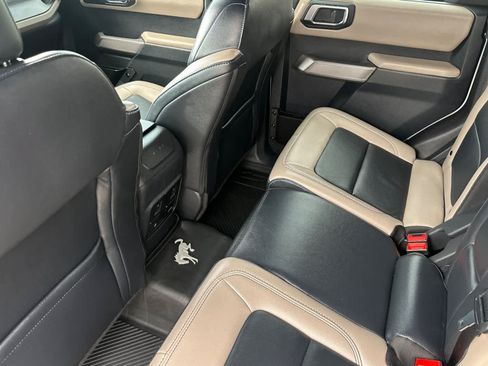 Certified 2022 Ford Bronco Wildtrak AWD/4WD image 4