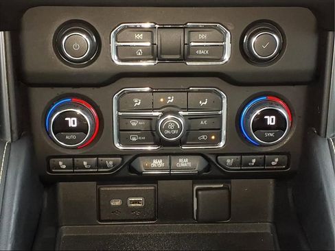 Used 2021 Chevrolet Tahoe Premier image 23