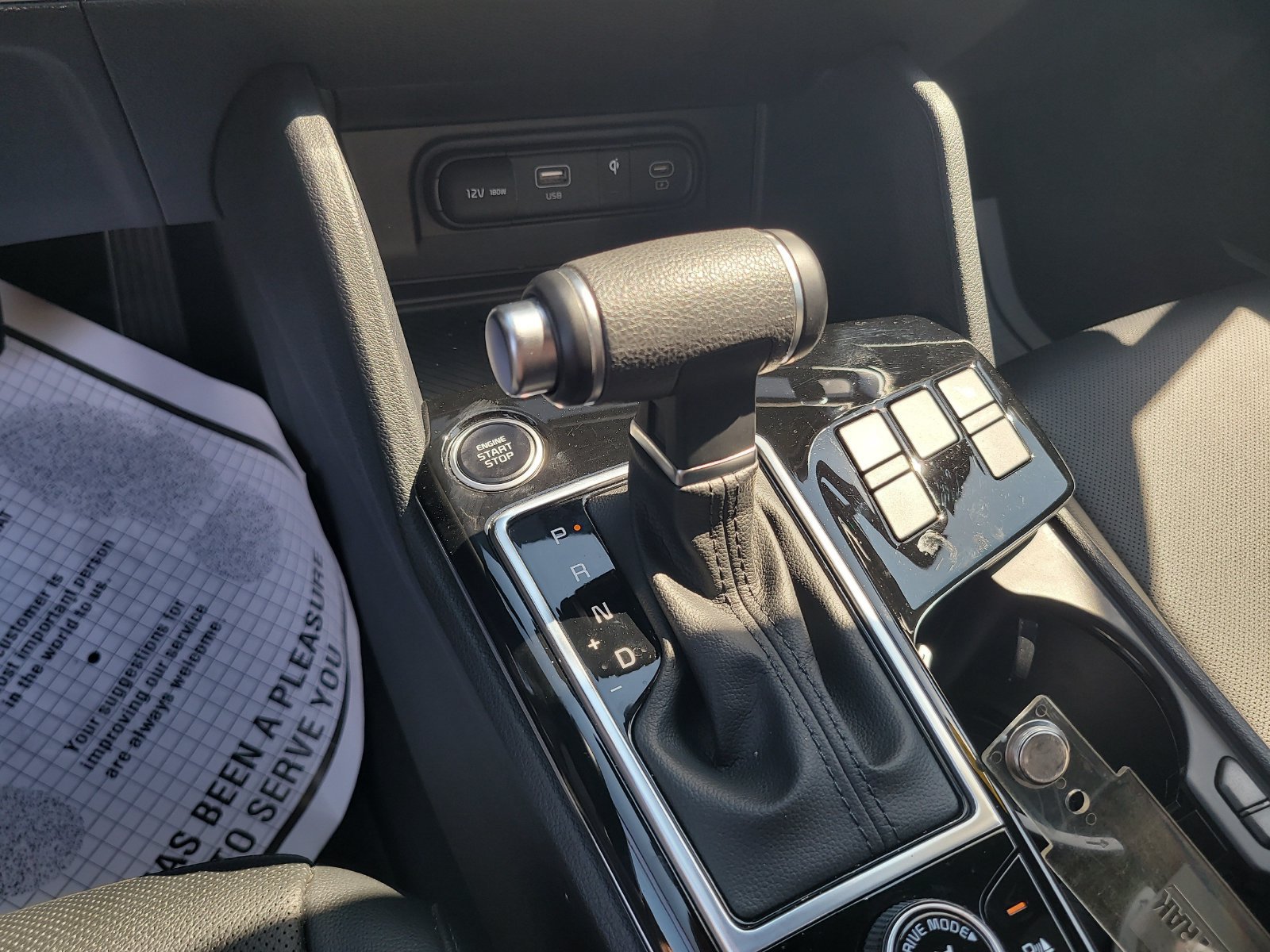 Used 2024 Kia Sportage X-Line w/ X-Line Premium Package AWD/4WD image 19