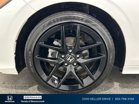 Used 2025 Honda Civic Sport image 13