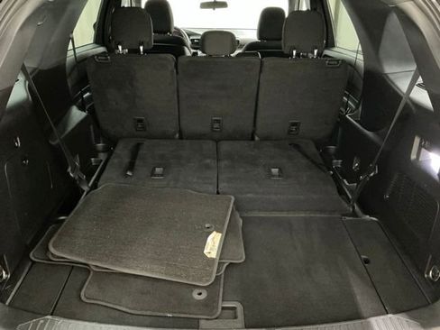 Used 2020 Ford Explorer XLT RWD image 16