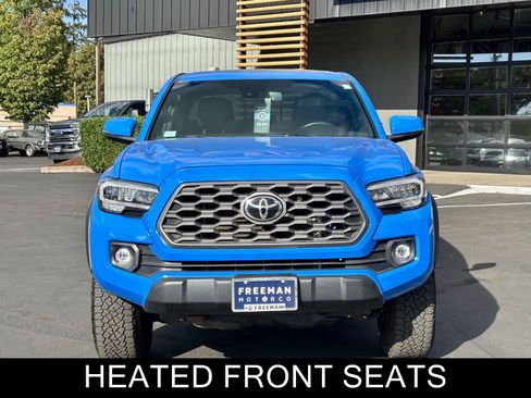 Used 2020 Toyota Tacoma TRD Off-Road w/ TRD Premium Off Road Package AWD/4WD image 3