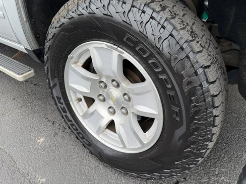 Used 2018 Chevrolet Silverado 1500 LT w/ All Star Edition image 8