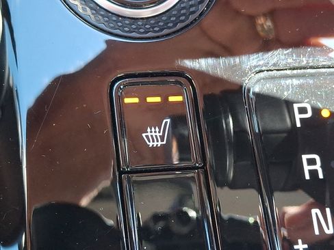 Used 2023 Kia Niro EX Touring FWD image 26