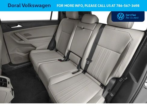 Certified 2023 Volkswagen Tiguan SE R-Line FWD image 9