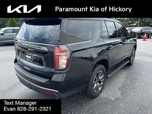 Used 2022 Chevrolet Tahoe Z71 w/ Luxury Package AWD/4WD image 7