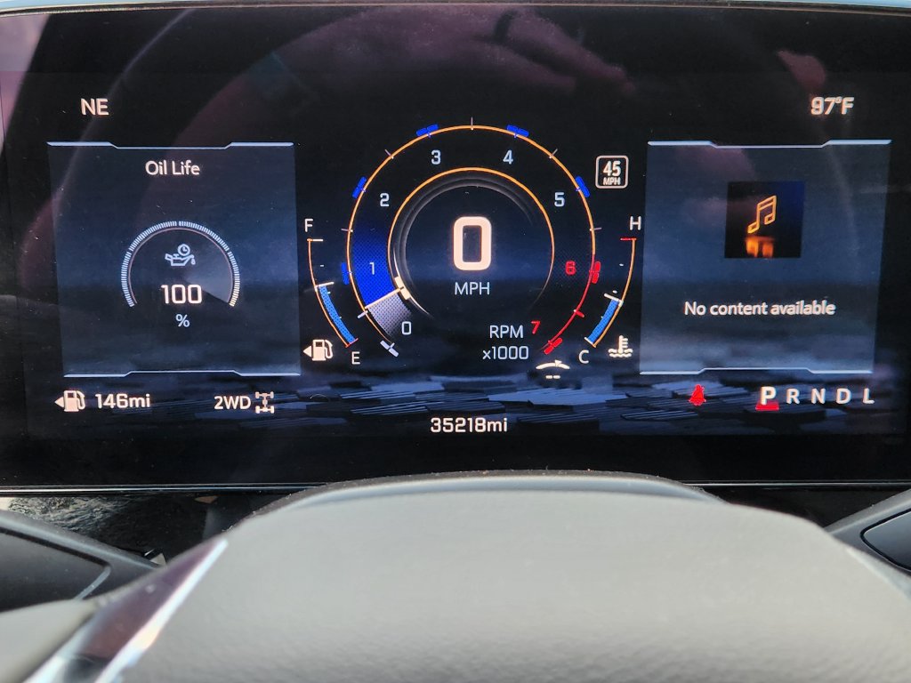 Used 2025 Chevrolet Suburban Z71 AWD/4WD image 17