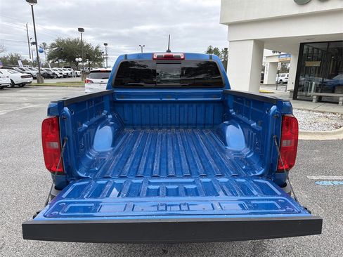 Used 2022 Chevrolet Colorado LT w/ LT Convenience Package image 23