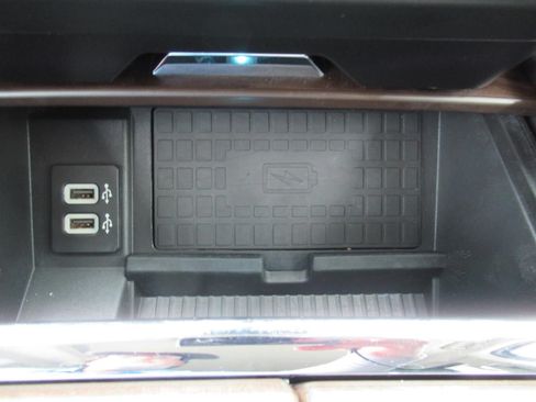 Used 2019 Ford Expedition Platinum AWD/4WD image 28