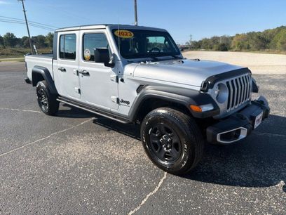 Used 2023 Jeep Gladiator Sport w/ Trailer Tow Package