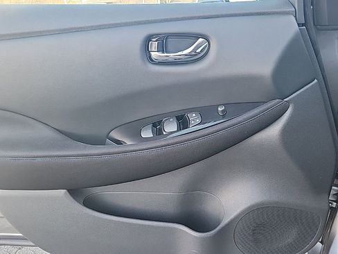 Used 2021 Nissan Leaf SV Plus image 29