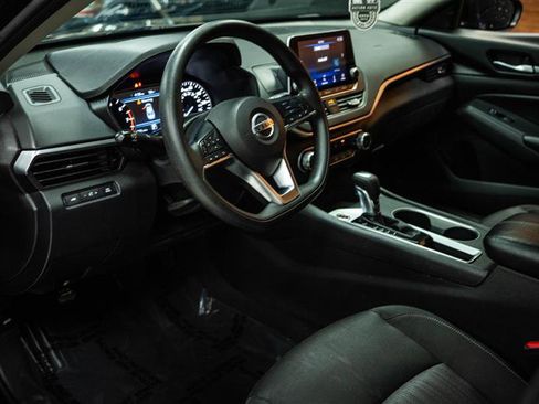 Used 2022 Nissan Altima 2.5 SV image 8