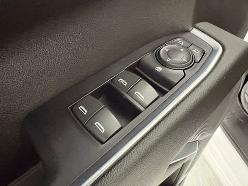 Certified 2022 Chevrolet Silverado 1500 LT AWD/4WD image 25